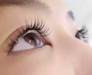 マツエク・マツパ まつげエクステ・パーマ・眉専門店｜デイズ所属・まつ毛・眉毛専門店 DAYS青葉台の眉毛・アイブロウイメージ