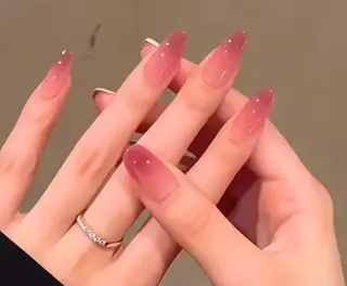 ネイル Le freak yumeのネイルデザイン