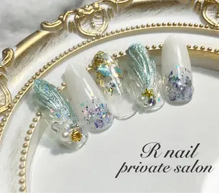 ネイル R nailのネイルデザイン