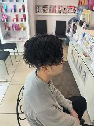ミディアム パーマ メンズ 韓国風メンズ/毛流れ ヘアなら須田龍世のヘアスタイル