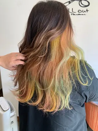 ロング カラー chill out 南塚口本店のヘアスタイル