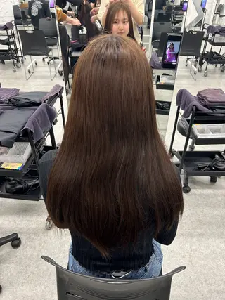 セミロング 艶カラー美髪縮毛矯正 /髪質改善✨️ユウキのヘアスタイル