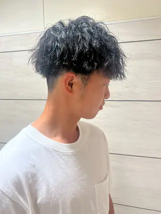 パーマ メンズ メ イのヘアスタイル