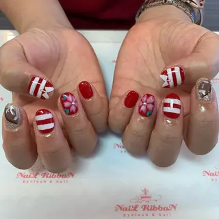 ネイル ネイルリボン 受付スタッフのネイルデザイン