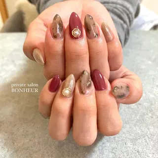 ネイル BONHEUR Annaのネイルデザイン