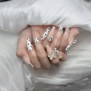 ネイル Lenie Nail Salonのネイルデザイン