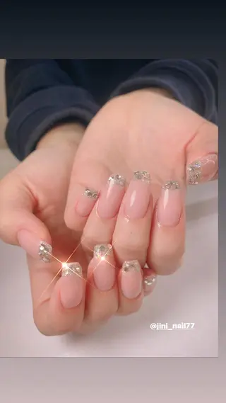 ネイル JINI NAIL所属・ジニ ネイルのネイルデザイン