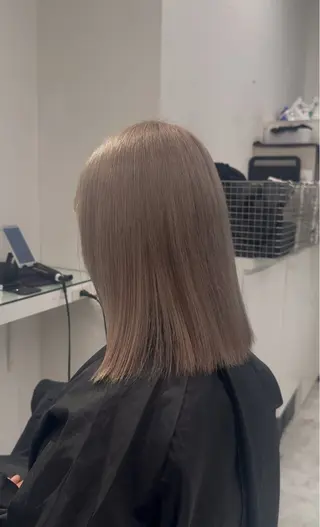 ロング カラー ヘアアレンジ 透け上品ハイトーン 職人ゆうと🤍のヘアスタイル