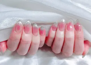 ネイル CeCeまつげパーマ マツエク❣️パリエクのネイルデザイン