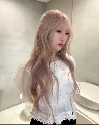 ロング カラー pele 梅田　annex所属・PELEハイトーン shinobuのヘアスタイル