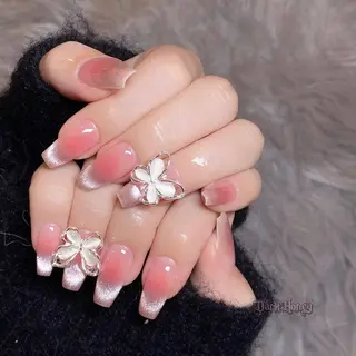 ネイル Dark honey スカルプ専門原宿店のネイルデザイン