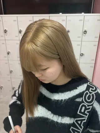 ロング Wカラー/暖色/べ ージュりく©︎🐝のヘアスタイル