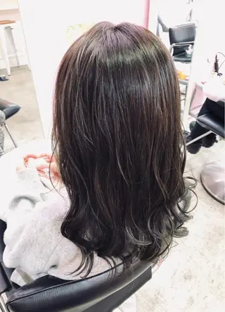 セミロング カラー 浦山 和之のヘアスタイル