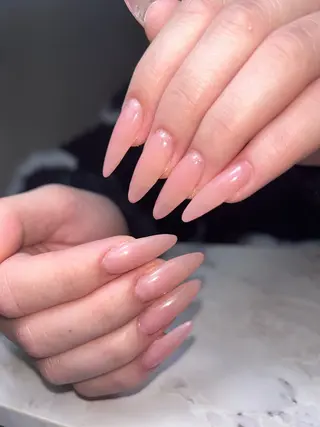 セミロング OKUHARA Mのネイルデザイン