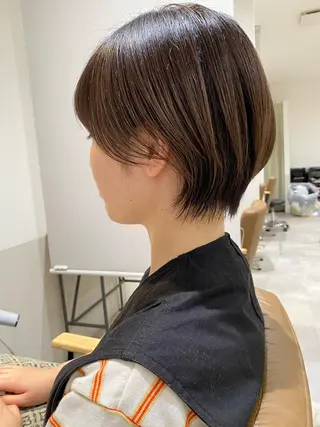 ショート カラー 顔まわりカラー特化 赤津百合絵のヘアスタイル