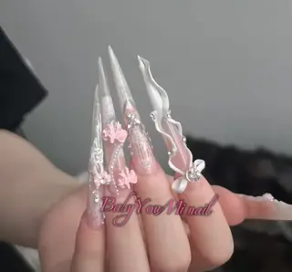 ネイル Oomiya 服部のネイルデザイン