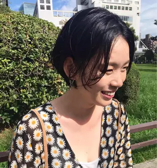 ショート カラー パーマ tatsumi/ボブ ウルフ/レイヤーのヘアスタイル