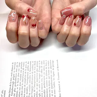 ネイル 黒葛原 めぐみのネイルデザイン