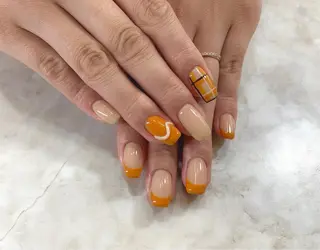 ネイル 𝐑𝐞𝐯𝐢𝐨 ___堺市西区のマツエク・マツパデザイン