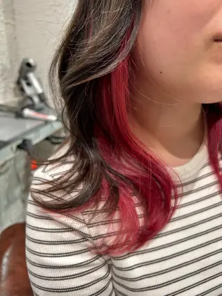 ロング カラー 中野 莉早のヘアスタイル