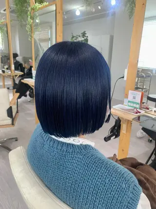 ショート カラー ツヤカラー🤍 ARISAのヘアスタイル