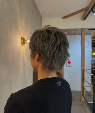 カラー 金田 彩花のヘアスタイル