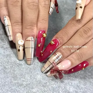 ネイル BY / Mのネイルデザイン