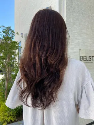 ロング 岩﨑 智穂のヘアスタイル