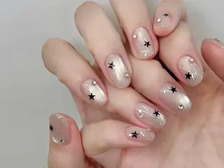 ネイル One Plus Nail Salonのネイルデザイン