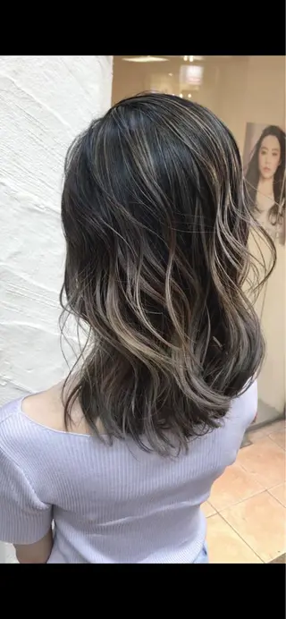 ミディアム カラー AMI Hair  supply所属・髪質改善カラー 韓国風レイヤーのヘアスタイル