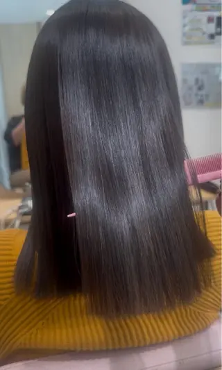 ミディアム カラー BELLE by revo所属・𝘀𝗮𝗲/ 艶髪/ショートボブのヘアスタイル