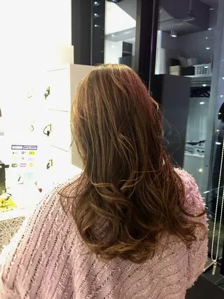 セミロング 所渉/韓国レイヤー /ウルフカットのヘアスタイル