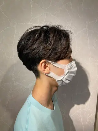 ショート メンズ 波巻き／ツイスパ／天 王寺／タニオクトモヤのヘアスタイル