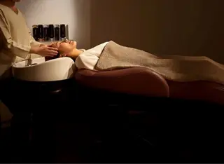 ferna所属・吉野 正啓のヘアスタイル