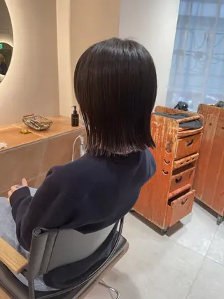 ミディアム 切りっぱなしボブ ソノキユウカのヘアスタイル