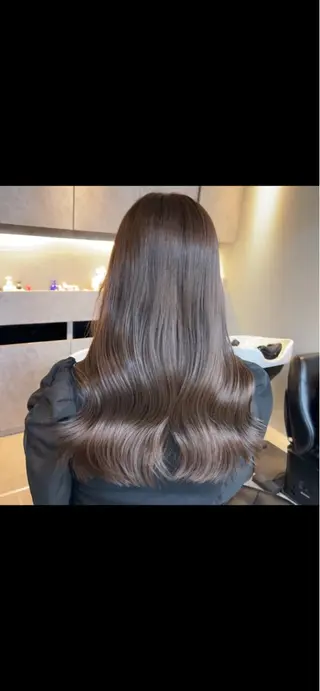 ロング 🫧髪質改善•艶カラ ー特化🫧谷奥甲太のヘアスタイル