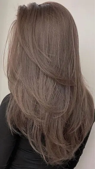 ロング カラー TORi 三宮店所属・外国人風レイヤー/ SHOKUのヘアスタイル