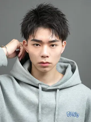 メンズ LIPPS hair 立川店所属・メンズ特化美容師 金子由翔のヘアスタイル