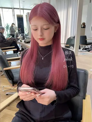 ロング カラー 韓国🇰🇷レイヤー 映える顔周り🩷のヘアスタイル