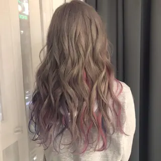 ロング カラー ネイル ORIKA 美容室のヘアスタイル