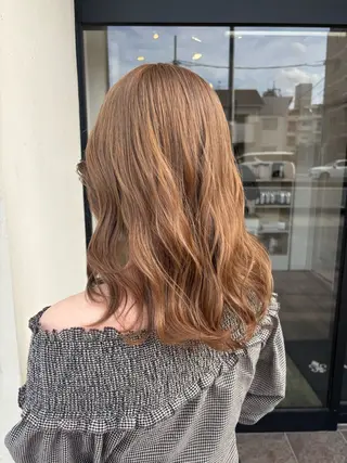 セミロング ARLE所属・牧 藍歌のヘアスタイル