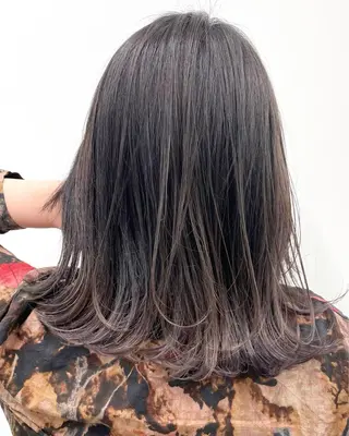 ミディアム カラー ヘアアレンジ 🦄インナーカラー 🦄貫井彩花のヘアスタイル