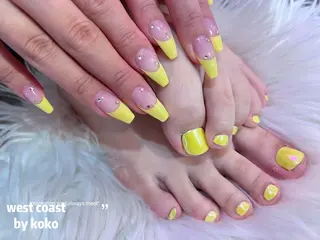 ネイル リボン、ガーリー パーツ放題専門店のネイルデザイン