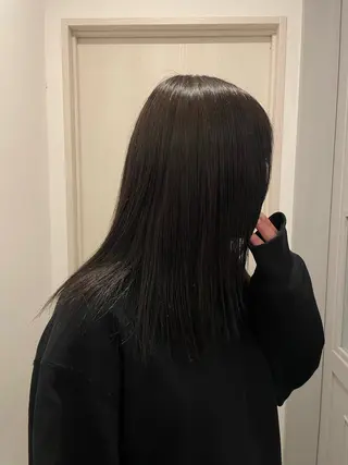 ミディアム 安田 朱由のヘアスタイル