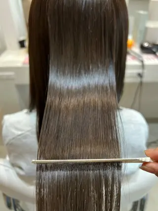 ミディアム un ジュリアのヘアスタイル