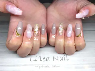ネイル Li'leaNail AINAのネイルデザイン