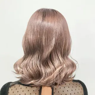 ミディアム カラー 🪄池袋ハイトーン 🪄ブリーチカラーのヘアスタイル