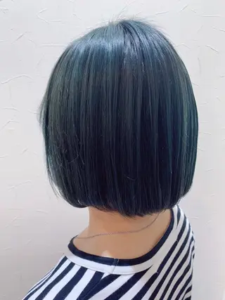 ショート カラー ARISA🦋推し・ アニメカラー/派手髪のヘアスタイル