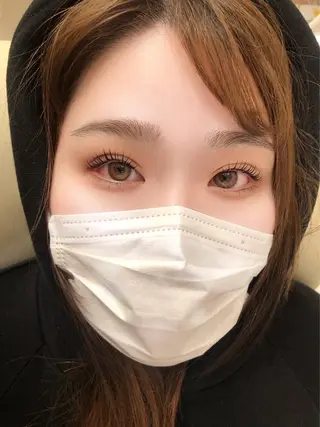 ネイル マツエク・マツパ アイブロウ Nail&eye Belire 新宿のネイルデザイン