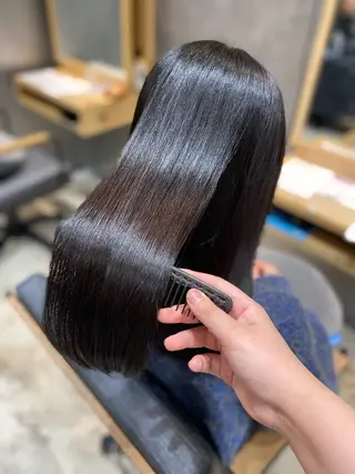 ミディアム 稲田 ことみのヘアスタイル